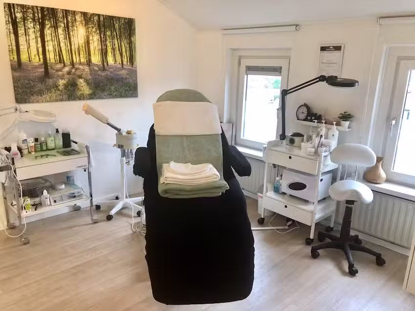 Schoonheidssalon puur&Mooi Esmeralda