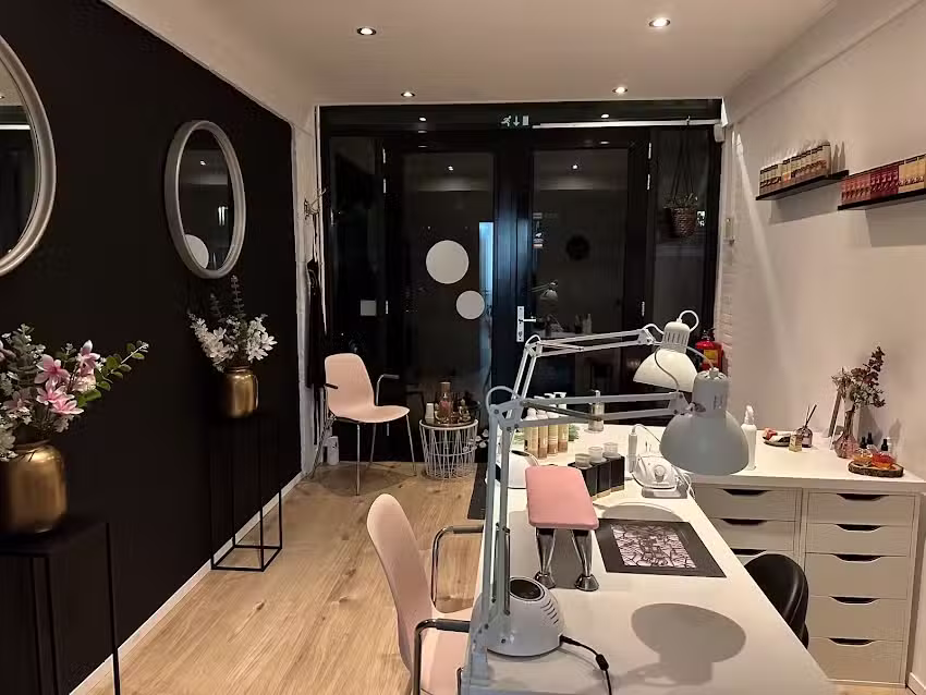 Skin & beauty by Kim