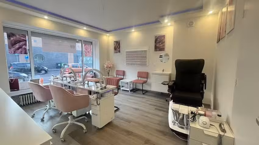 Sky Nails & Beauty Studio