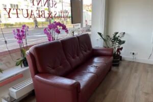 Sunny Nails & Beauty