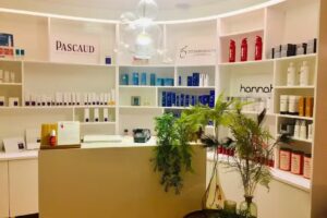 Suzan Oerlemans HUIDINSTITUUT