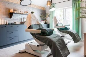THE BEAUTY SALON – Bij Veraz