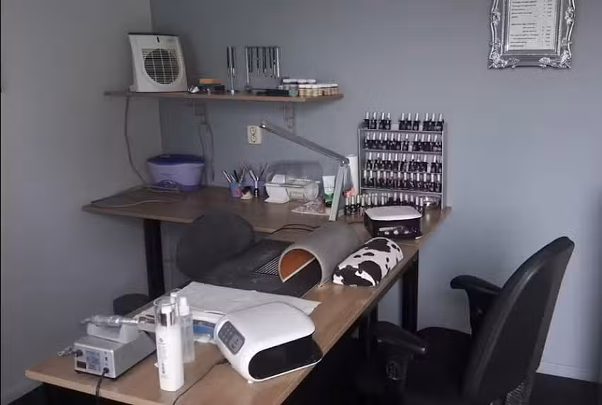 Thea’s Care 4 Nails