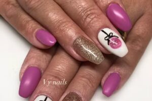 Vy Nails
