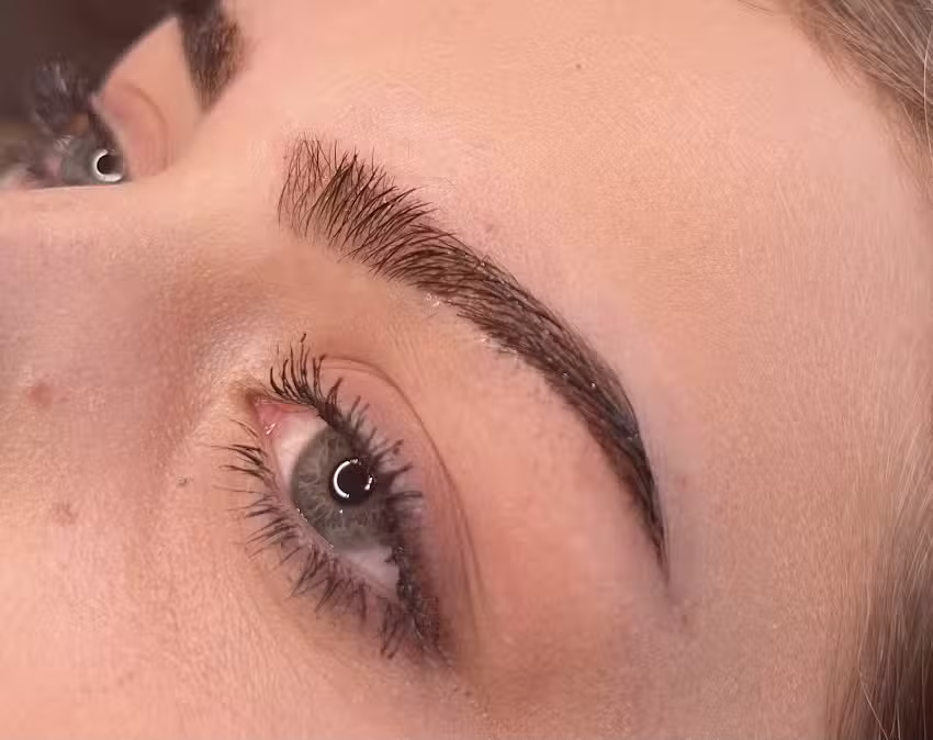 Younique Beauty & Nails